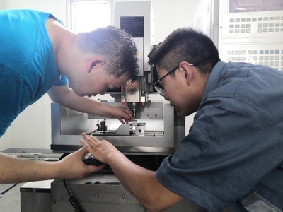 技術(shù)交流促提升，實(shí)踐育人譜新篇——中國(guó)農(nóng)業(yè)大學(xué)工學(xué)院“機(jī)械制造工程學(xué)”國(guó)家級(jí)精品課程生產(chǎn)實(shí)習(xí)圓滿結(jié)束